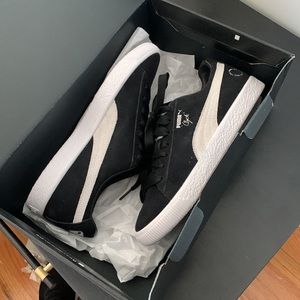 Puma Clyde sneakers
